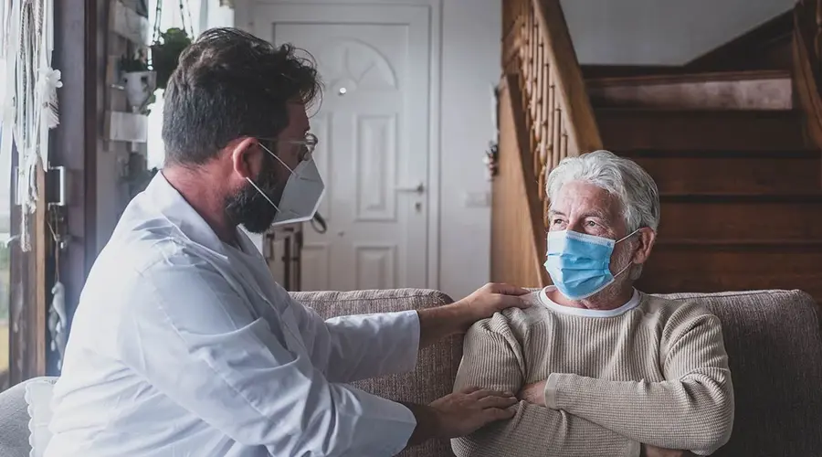 ویزیت پزشک عمومی در خانه