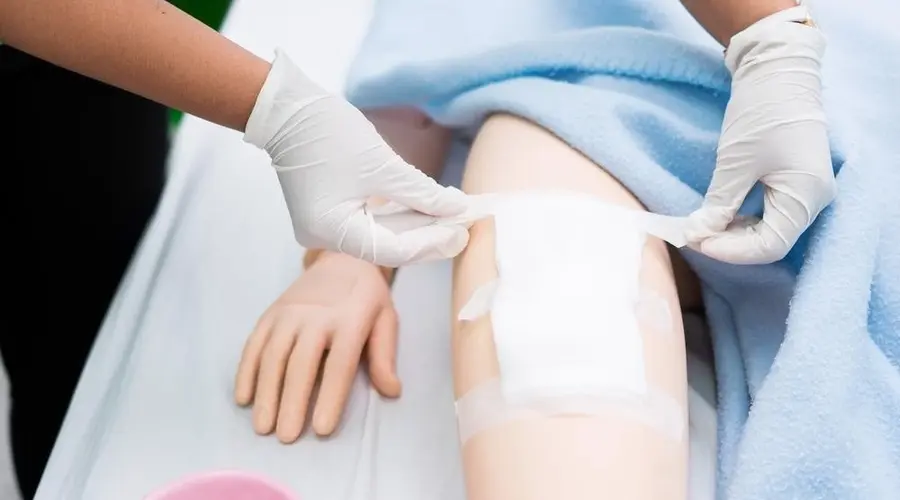 درمان زخم در منزل