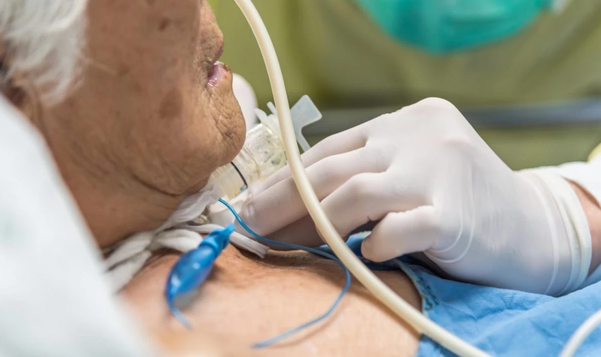 خدمات ساکشن ریه در منزل