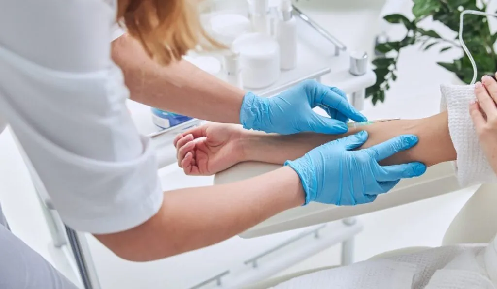 آزمایش تخصصی در منزل