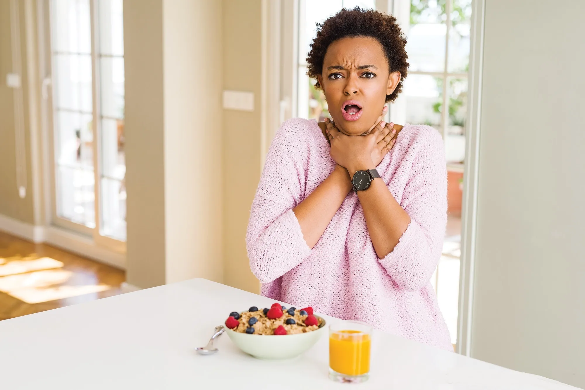 عوارض و خطرات عدم درمان دیسفاژی